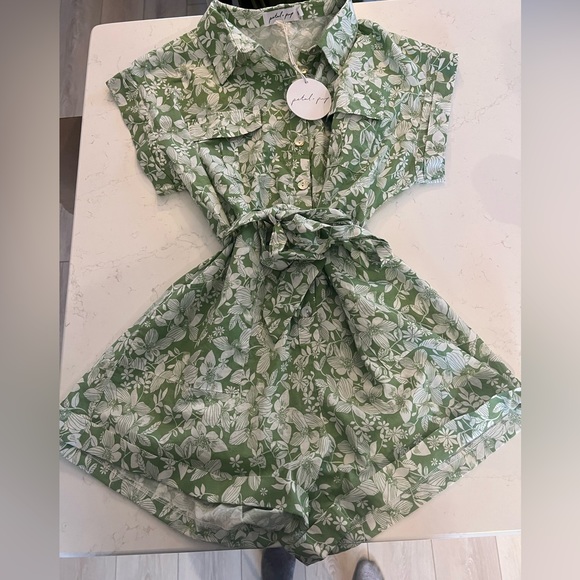 Petal & Pup Volks Button Up Romper in Sage Floral - Picture 2 of 7